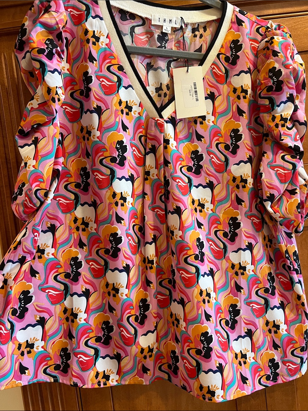 Thml Pink Floral V-Neck Puff Sleeve Blouse with Black Trim - Picture 4 of 5